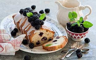 bread with mulberry, food, lunch HD wallpaper
