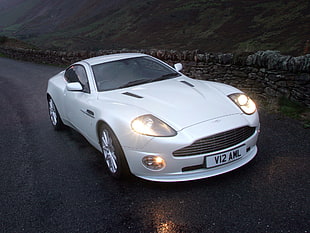 white sport car at the street HD wallpaper