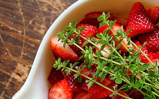 strawberries in a white ceramic bowl HD wallpaper