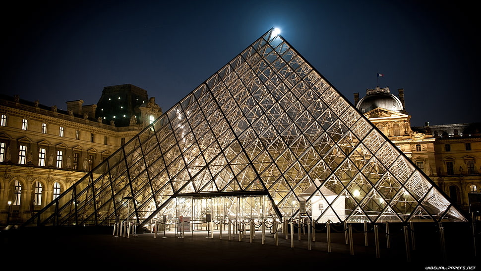 Louvre, Paris HD wallpaper