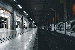 gray train station, subway, railway, photography, cityscape HD wallpaper