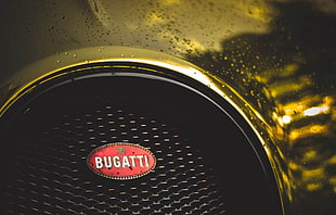black Bugatti grille, Buggati, logo, gold, water drops HD wallpaper