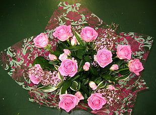 bouquet of pink roses HD wallpaper
