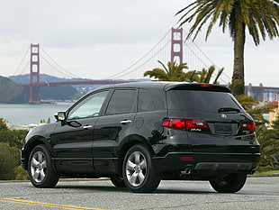 black SUV park near Golden Gate Bridge HD wallpaper