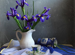 purple petaled flowers in white ceramic pitcher HD wallpaper
