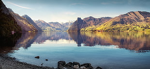brown mountain, water, lake, mountains, landscape HD wallpaper