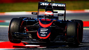black and red Mclaren F1 vehicle, Formula 1, McLaren F1 HD wallpaper