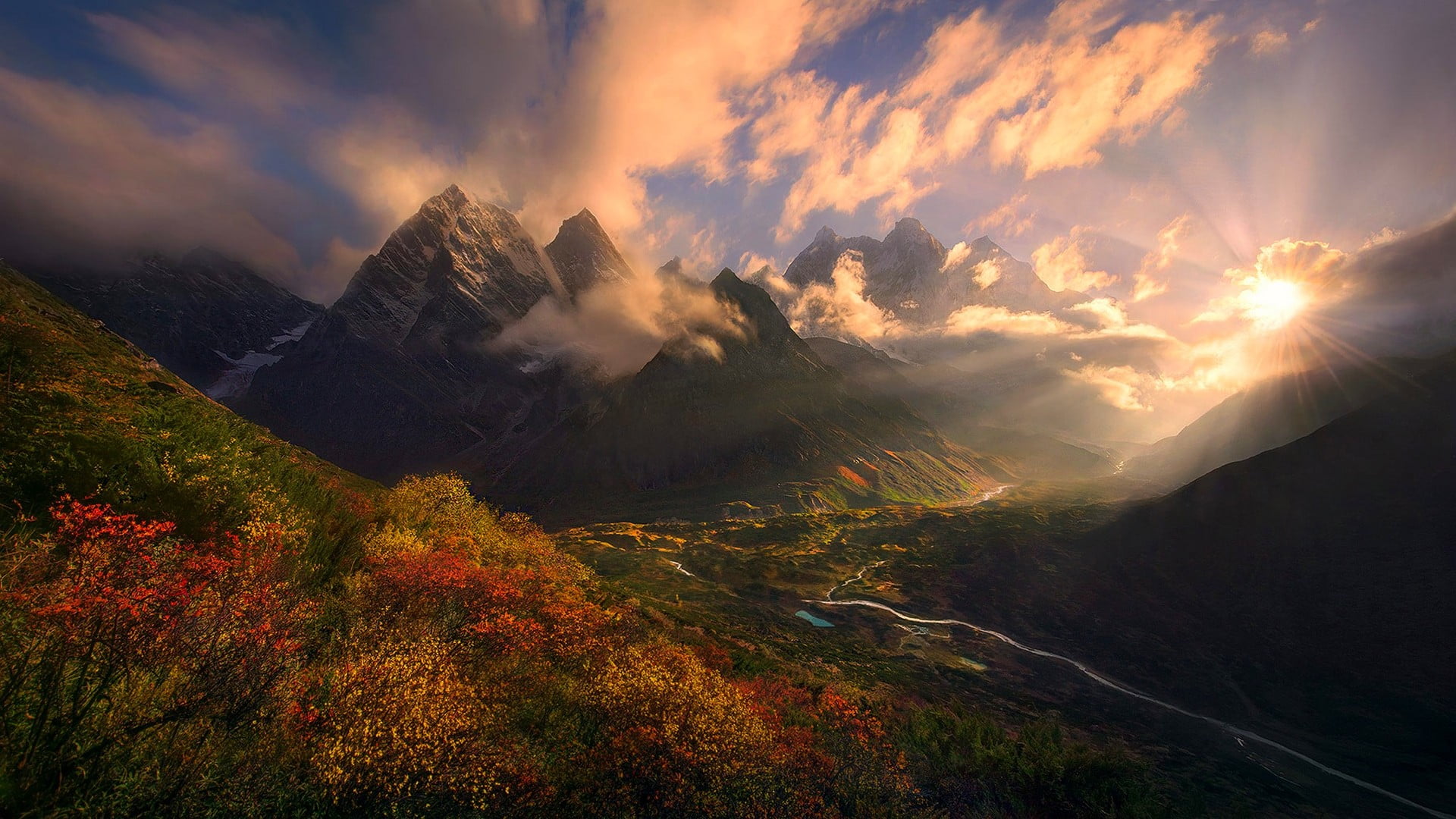 mountain under cloudy sky during daytime