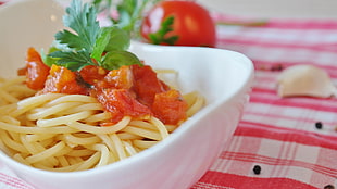 pasta with tomato and parsley toppings in white bowl HD wallpaper