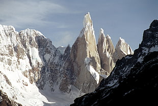 brown mountain cover by snow under the clear sky during daytime, argentina HD wallpaper