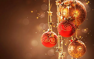 two red and two brown baubles HD wallpaper
