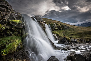 water falls photo shot during day time