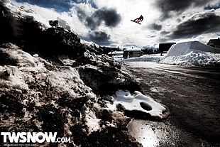 red snowboard, winter, snow, snowboard, sport 