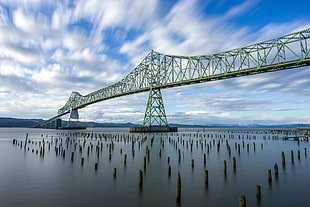 green bridge photo under the blue ky HD wallpaper