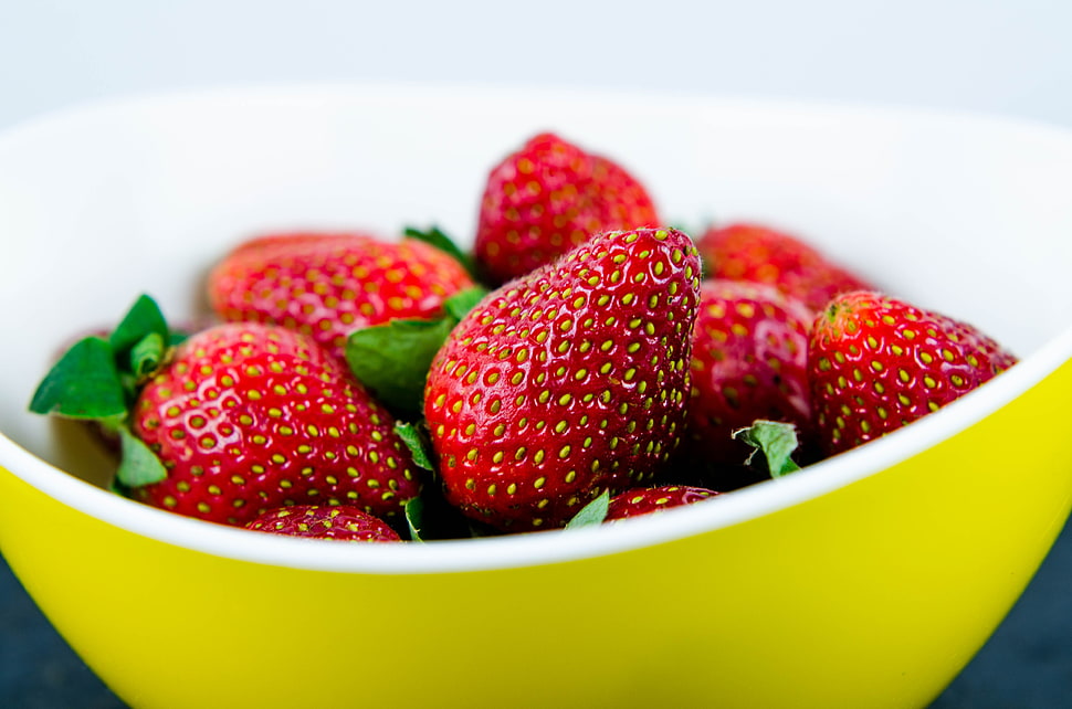 Strawberries in yellow bowl HD wallpaper