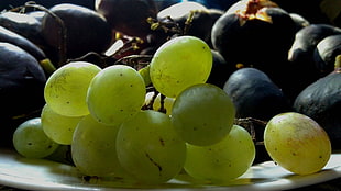 green grapes, food, grapes HD wallpaper