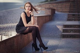 women, blonde, sitting, black dress HD wallpaper