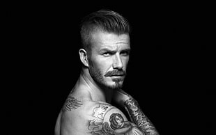 grayscale photo of man with tattoo HD wallpaper