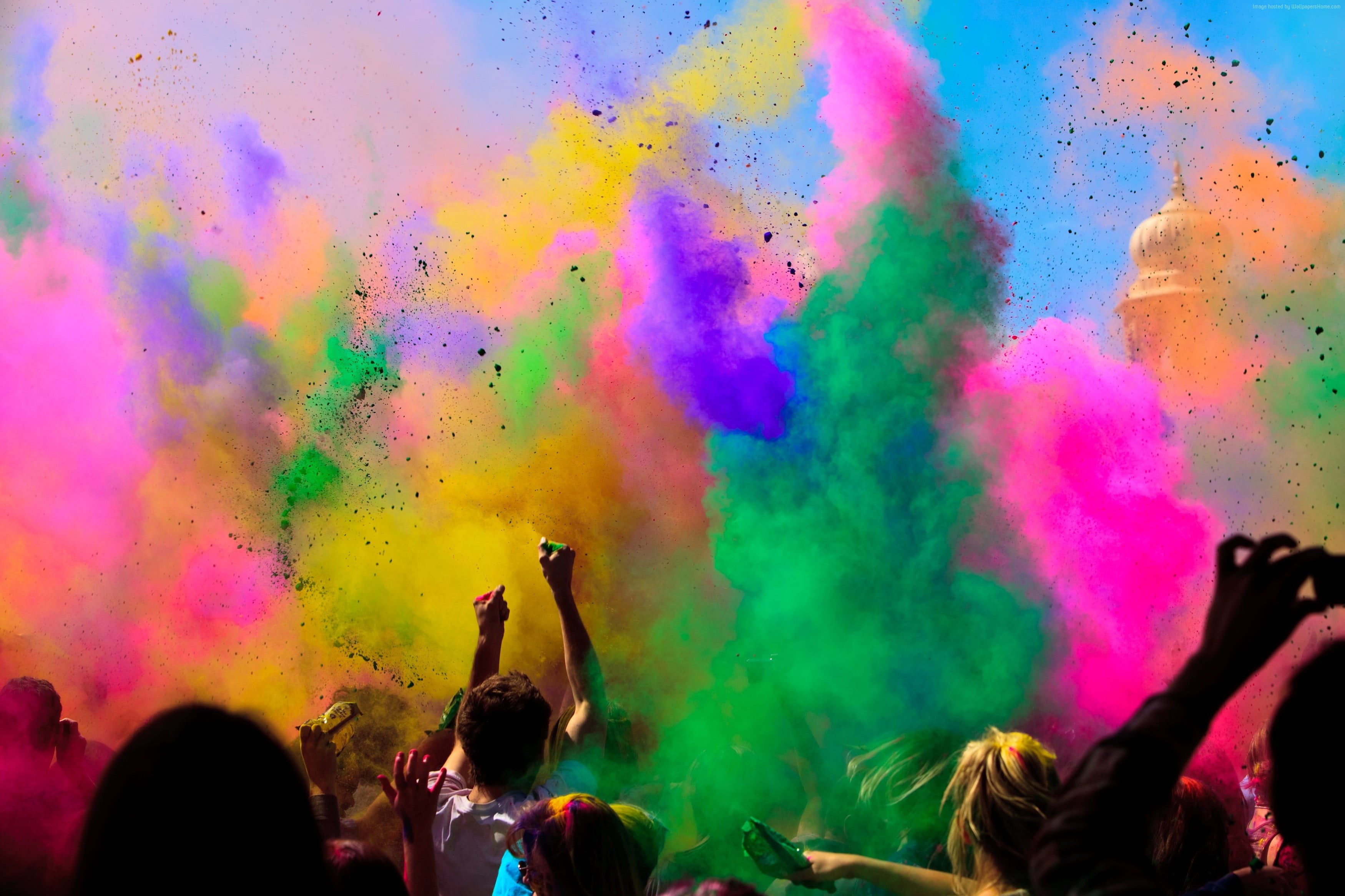 2048x1536 resolution people throwing pink, green, and blue Holi