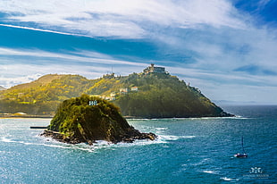 boat near island during daytime, spain HD wallpaper