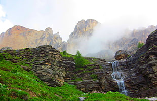 plunge waterfalls, waterfall, mountains, mist, clouds HD wallpaper