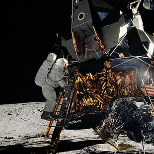 NASA Astronaut on moon, Moon, Apollo, astronaut HD wallpaper
