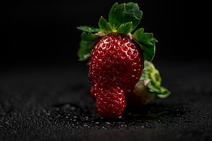 red strawberry, Strawberry, Berry, Light HD wallpaper