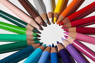 pencil color set forming circle HD wallpaper