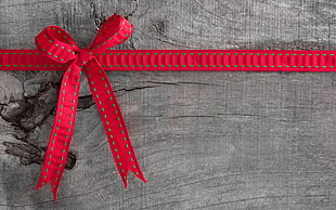 red and green ribbon, wood, ribbon HD wallpaper