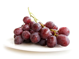 Grapes on plate HD wallpaper