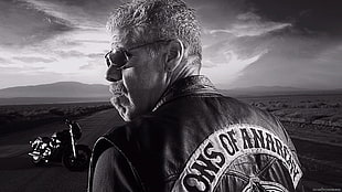 men's Sons of Anarchy vest, Sons Of Anarchy, Clay Morrow, Ron Perlman HD wallpaper