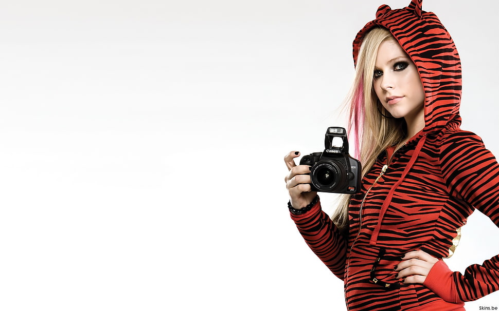 Avril Lavigne HD wallpaper