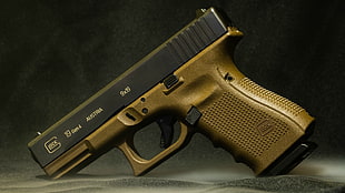 beige and gray semi-automatic pistol, gun, pistol, Glock, Glock 19 HD wallpaper