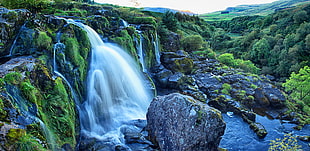 3D Waterfalls illustration, fintry