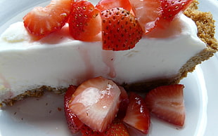 strawberry short cake on white ceramic plate HD wallpaper