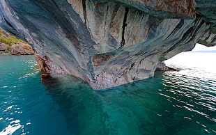 white and blue rock formation, nature, landscape, lake, cave