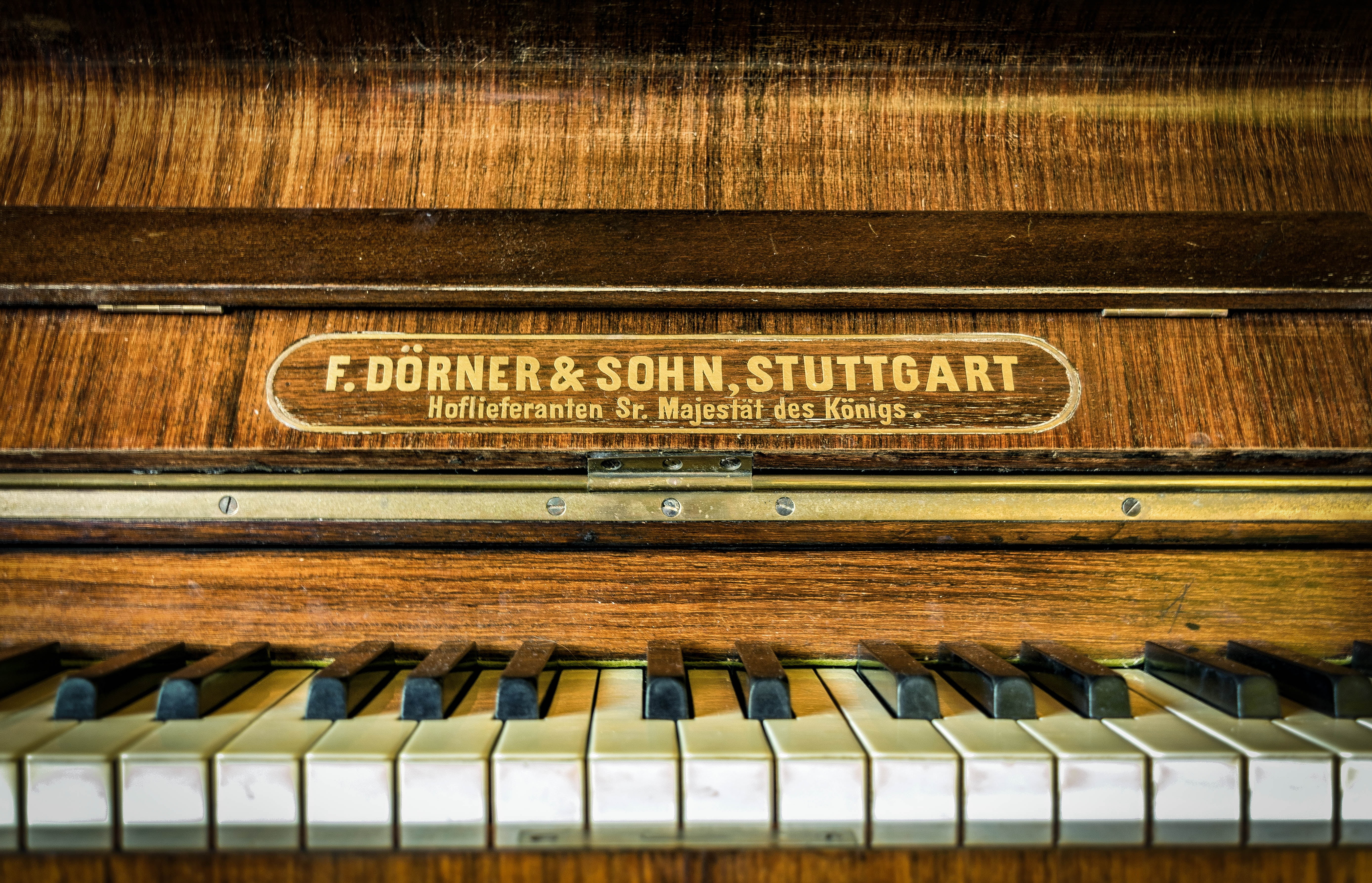 Piano showing F.Dorner Sihn Stuttgart HD wallpaper | Wallpaper Flare